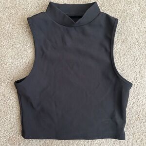PARAGON Fitted Crop Tank Top